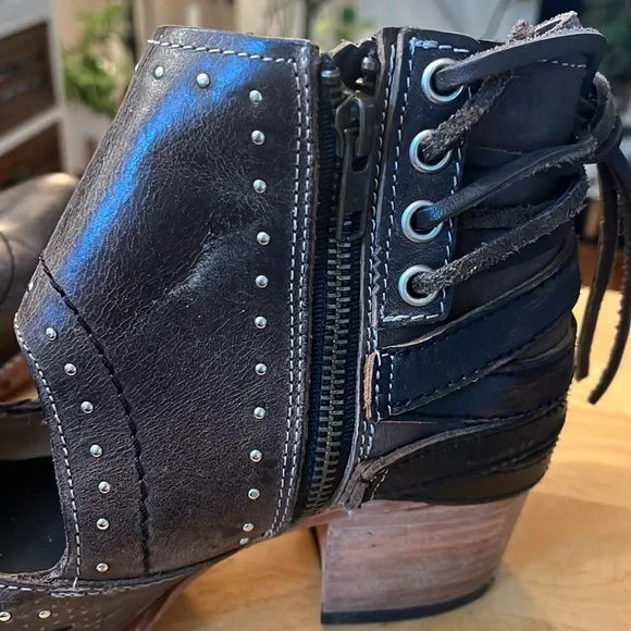 Freebird Leather Studded Brown Ankle Boots-Desert size 8 - Picture 11 of 15